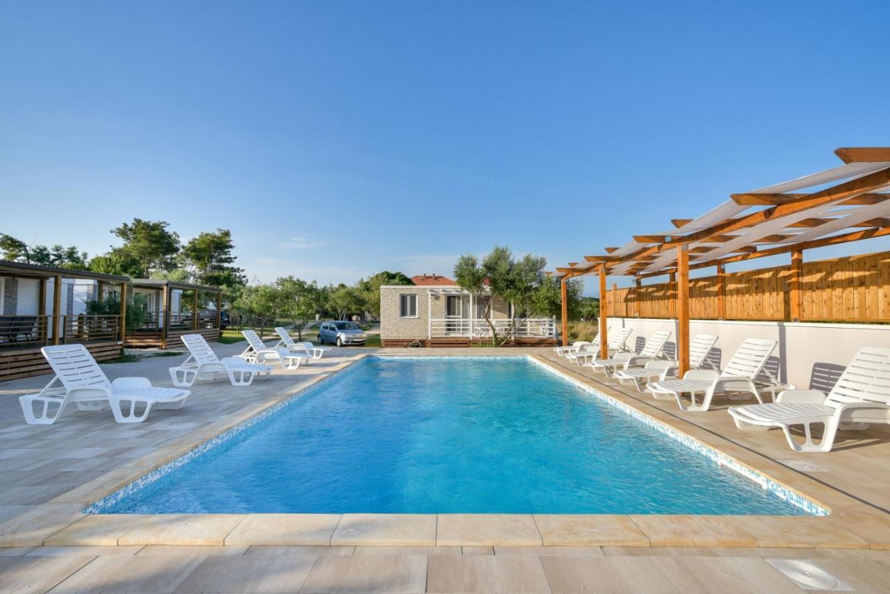 Apartments Medanic - Private Pool 普利拉卡 外观 照片